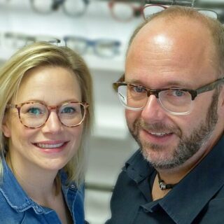 Augenoptikermeister Nicole Berger und Manfred Klersy